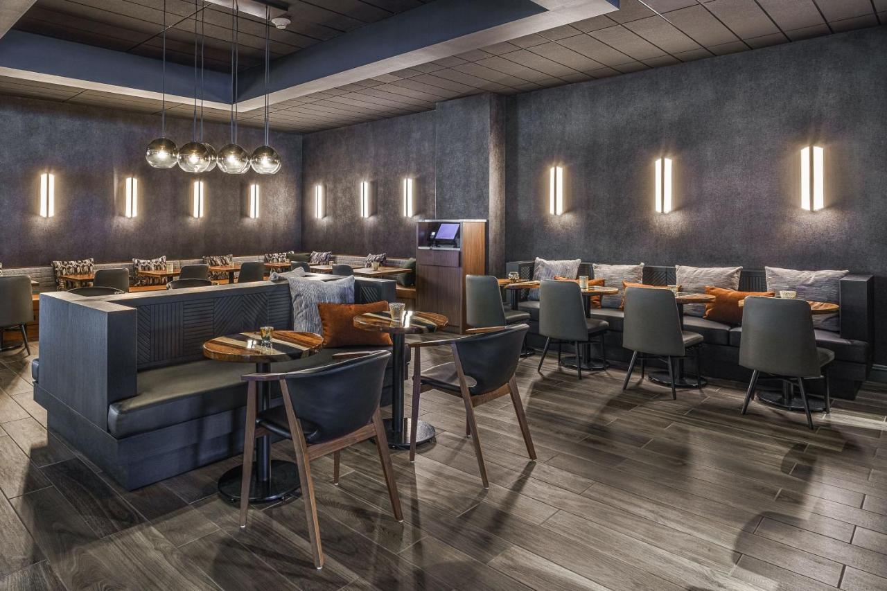 Sheraton Reston Kültér fotó