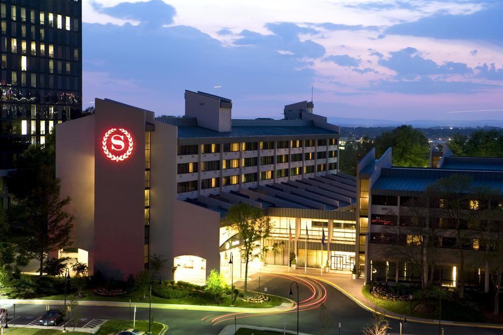 Sheraton Reston Kültér fotó