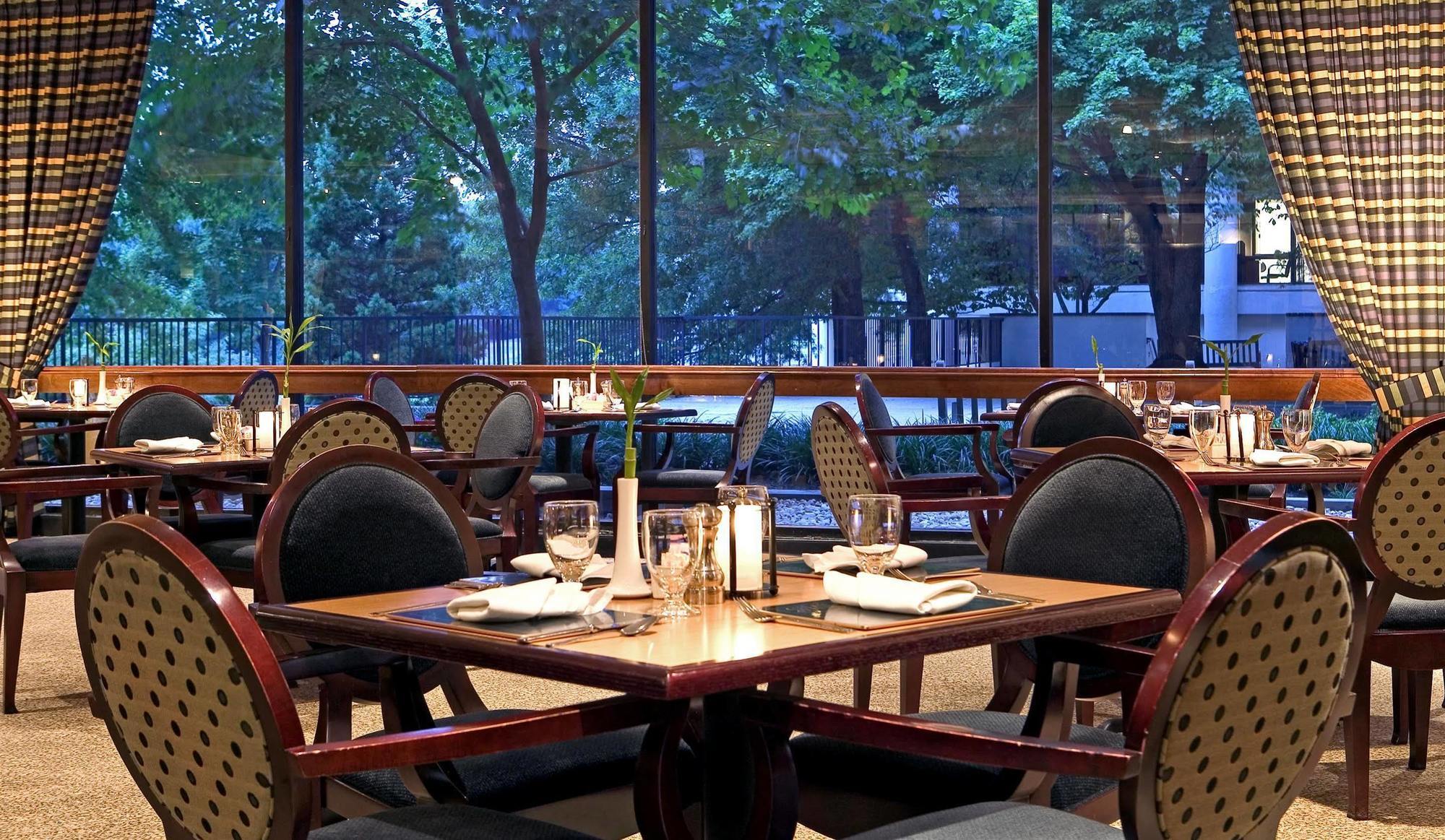 Sheraton Reston Kültér fotó